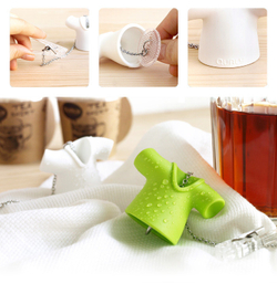 Заварочная ёмкость для чая Tea Shirt зеленая Qualy
