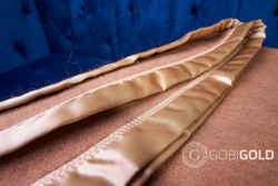 Одеяло тканое из верблюжьей шерсти ERDENET 200x220 см. (евро) - камел (золотой кант)