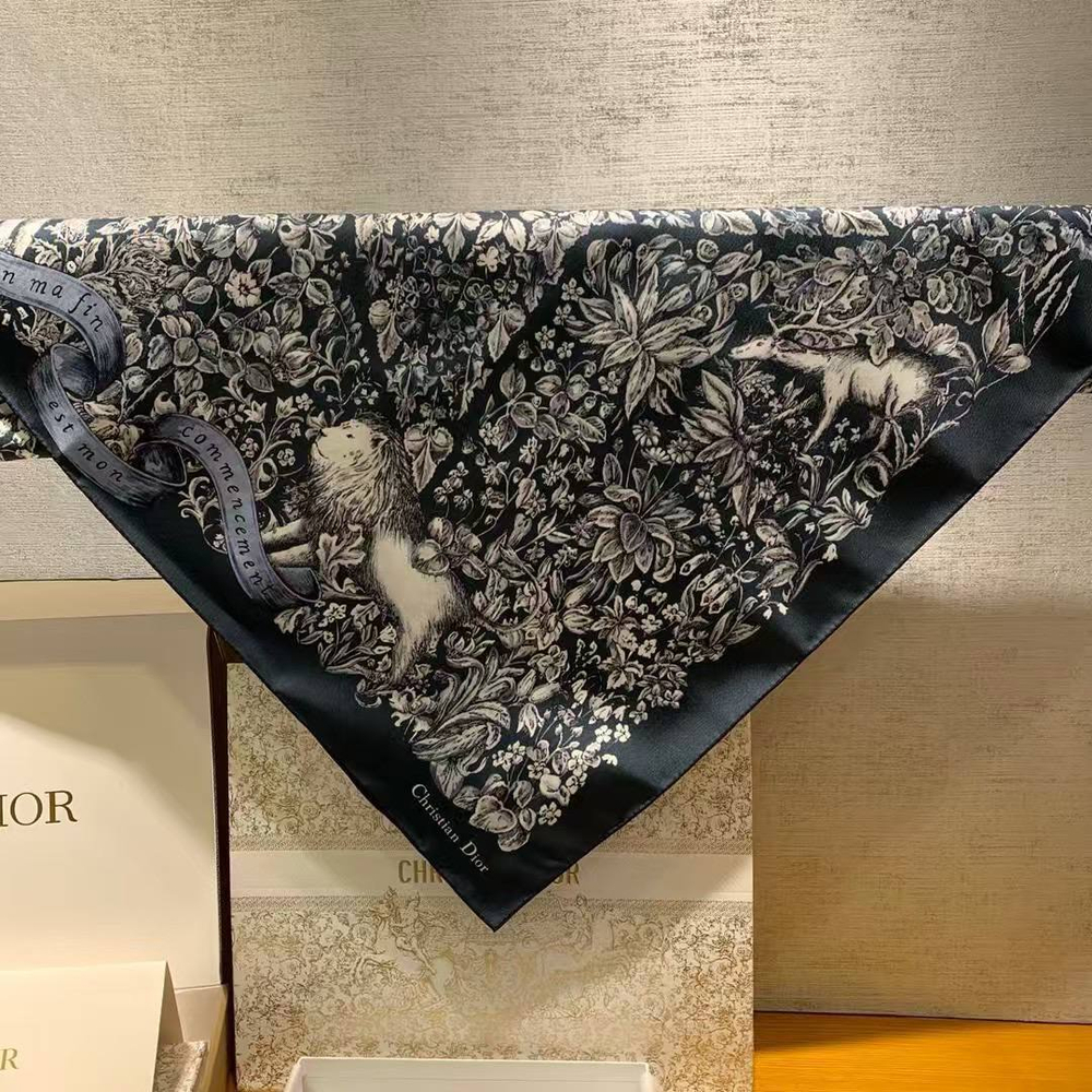 Платок Christian Dior