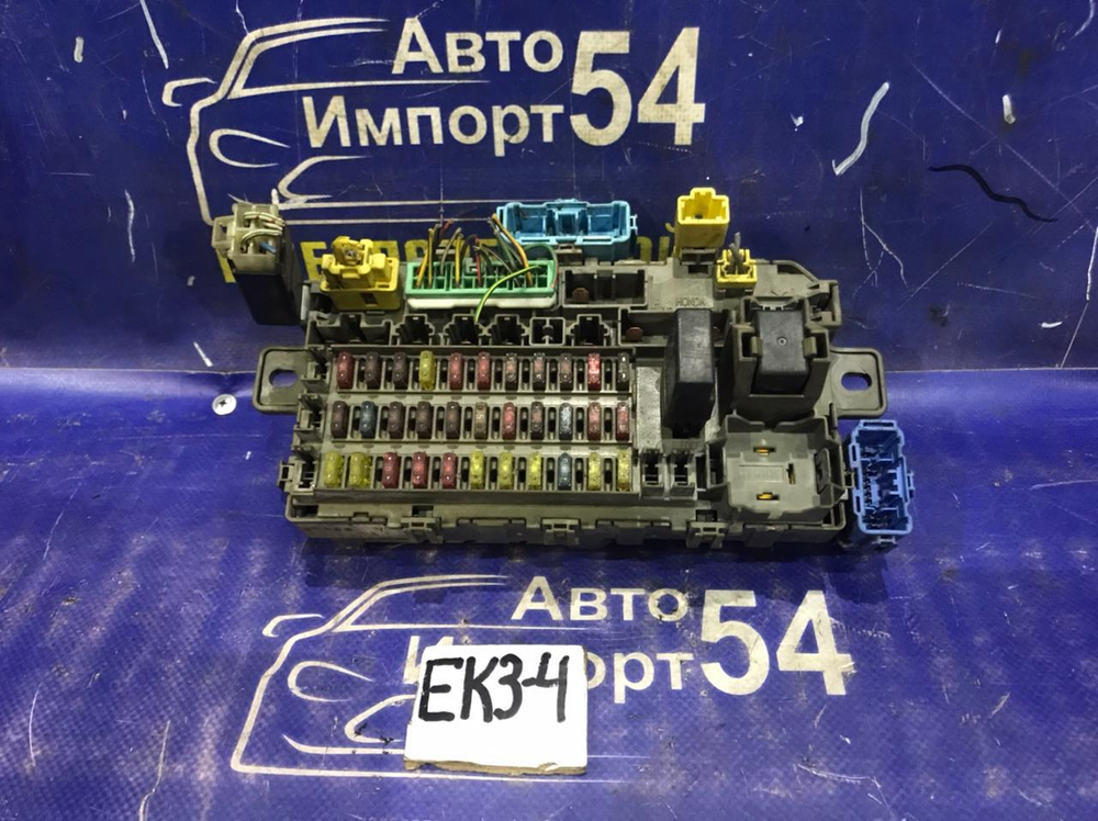 Блок предохранителей салонный Honda CIVIC 1996