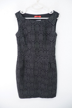 Платье Ostin приталенное 44 размер