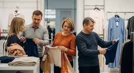 Россияне стали чаще выбирать отечественные бренды одежды