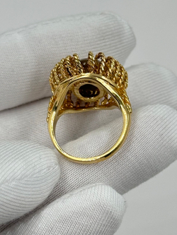 Кольцо с коричневым кабошоном