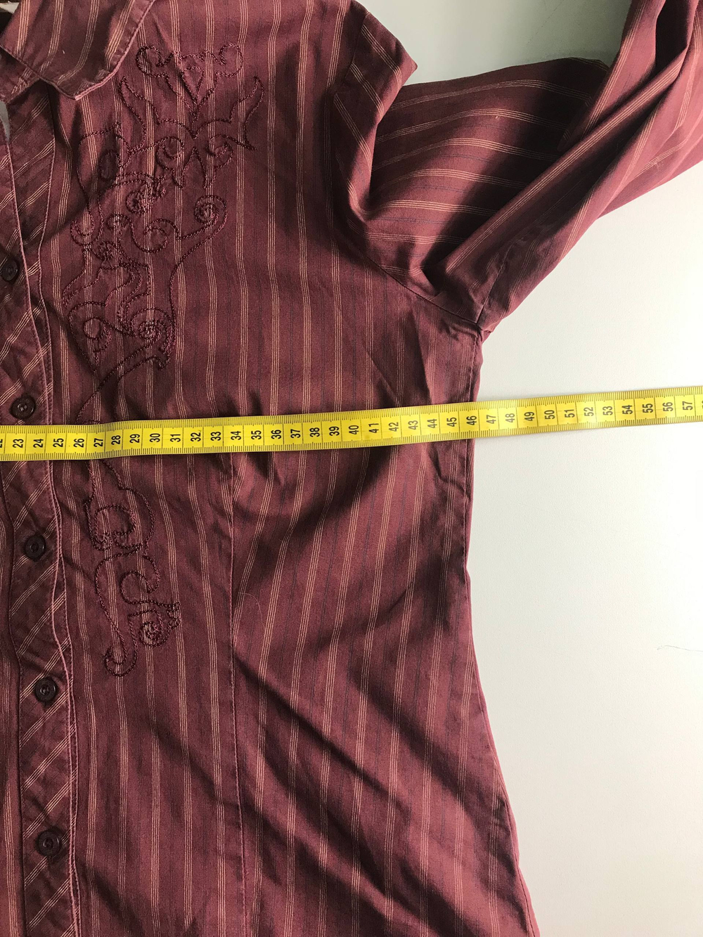 Блузка с вышивкой, маркировка М, визуально на 46 размер