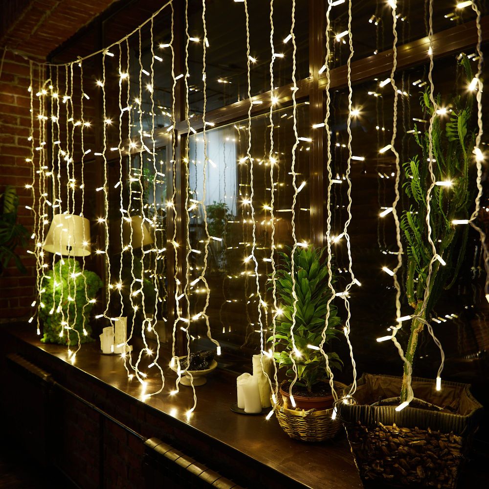 ULD-C2030-240-TWK WARM WHITE IP67 Занавес светодиодный с эффектом мерцания. 3х2м. Соединяемый. 240 светодиодов. Теплый белый свет. Провод белый. TM Uniel.