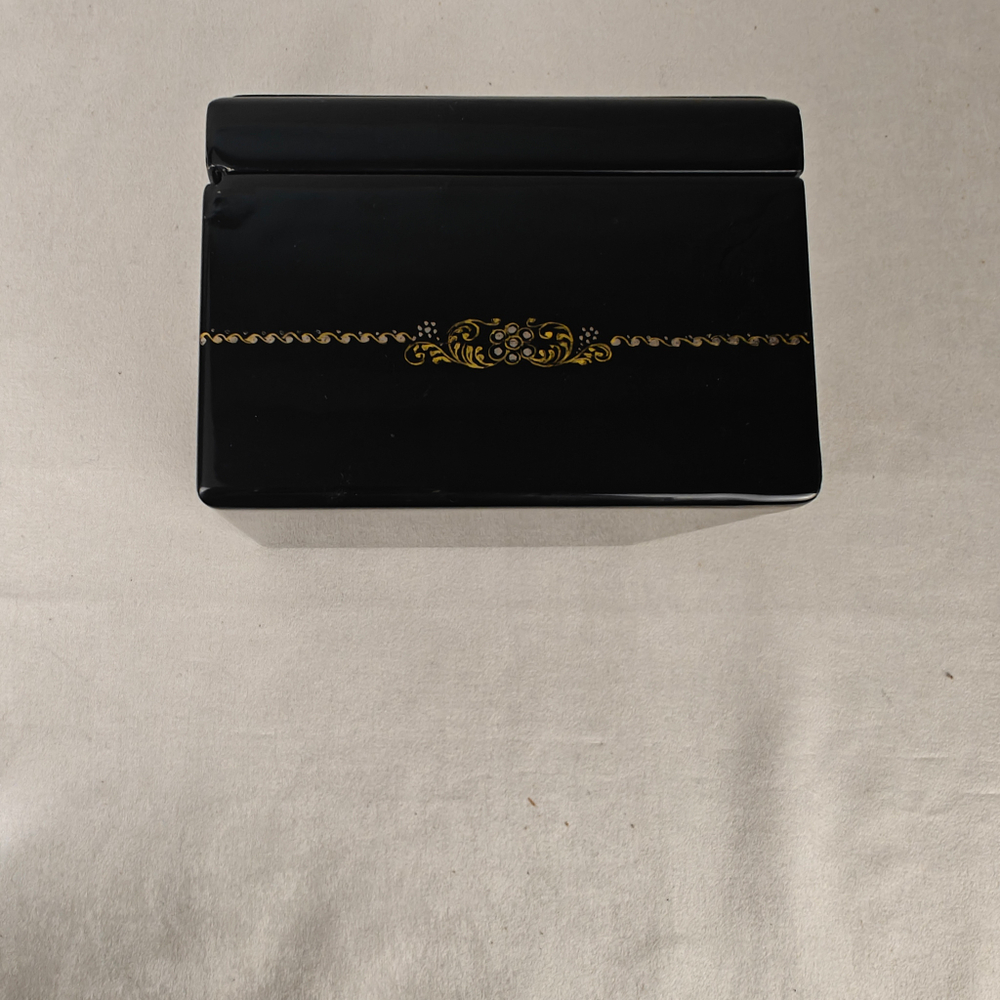 Шкатулка с росписью Палех "Розы"