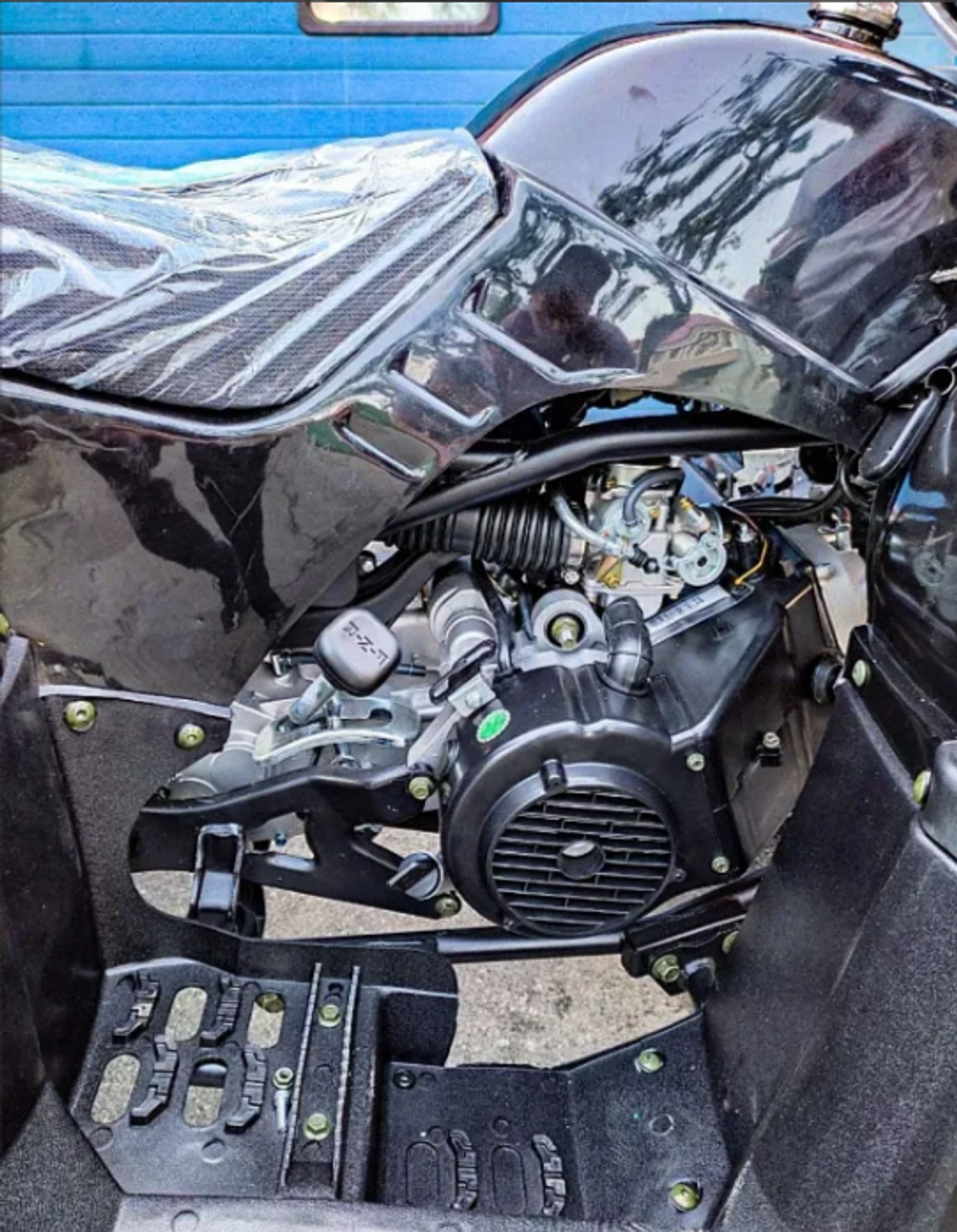 Квадроцикл Grizzly 200