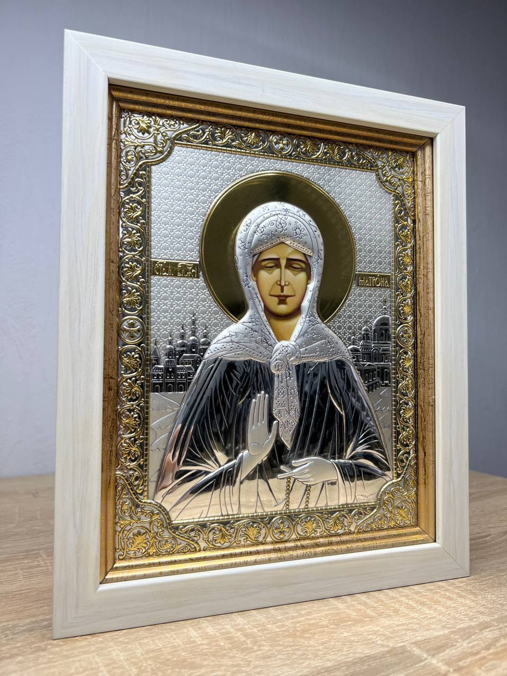 Матрона, икона прямоугольная в рамке под стеклом, белое дерево 206х258
