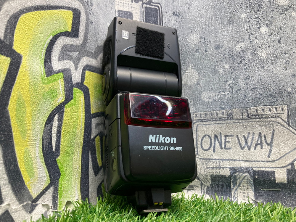 Nikon SB-600