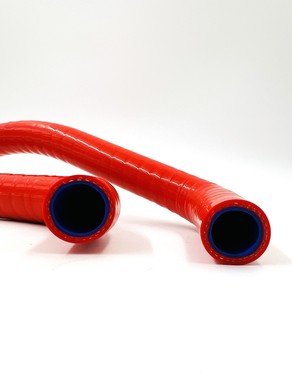 Патрубки регулятора холостого хода (РХХ) УАЗ Патриот, Хантер ЗМЗ-409 силикон 3 шт красные