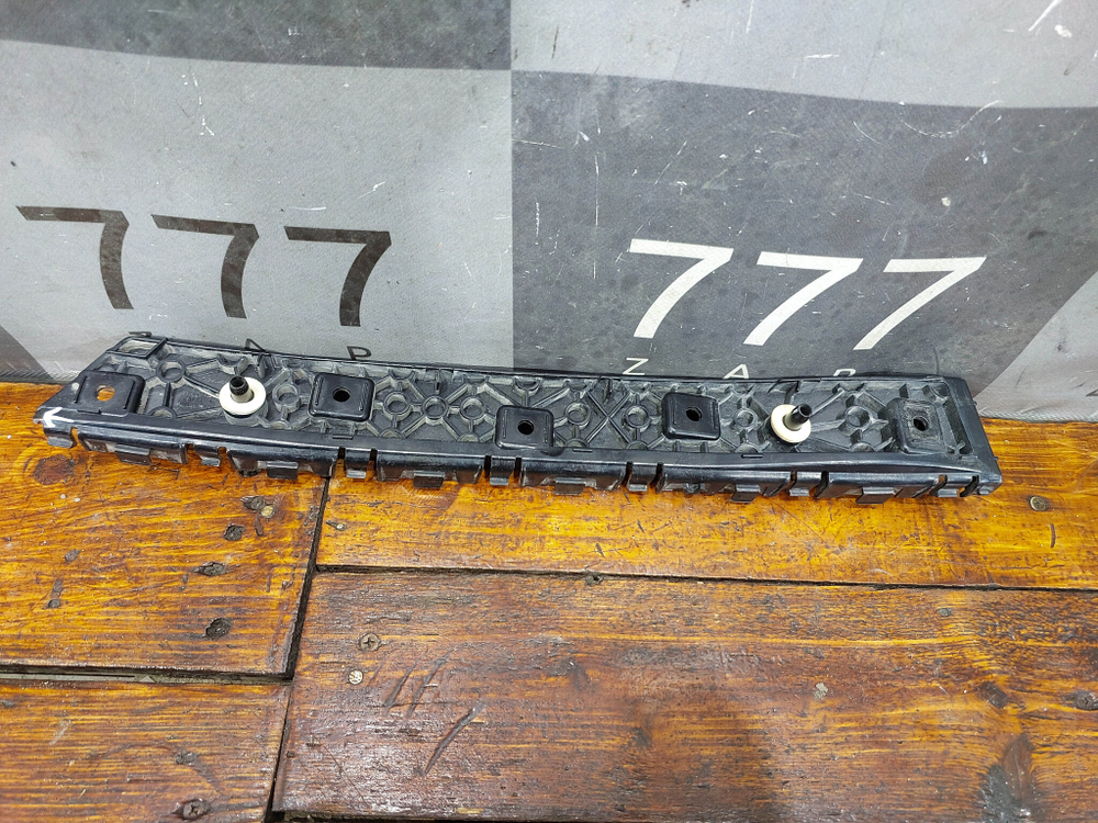 Кронштейн заднего бампера правый Haval Jolion 21-нв Б/У Оригинал 2804102XST01A