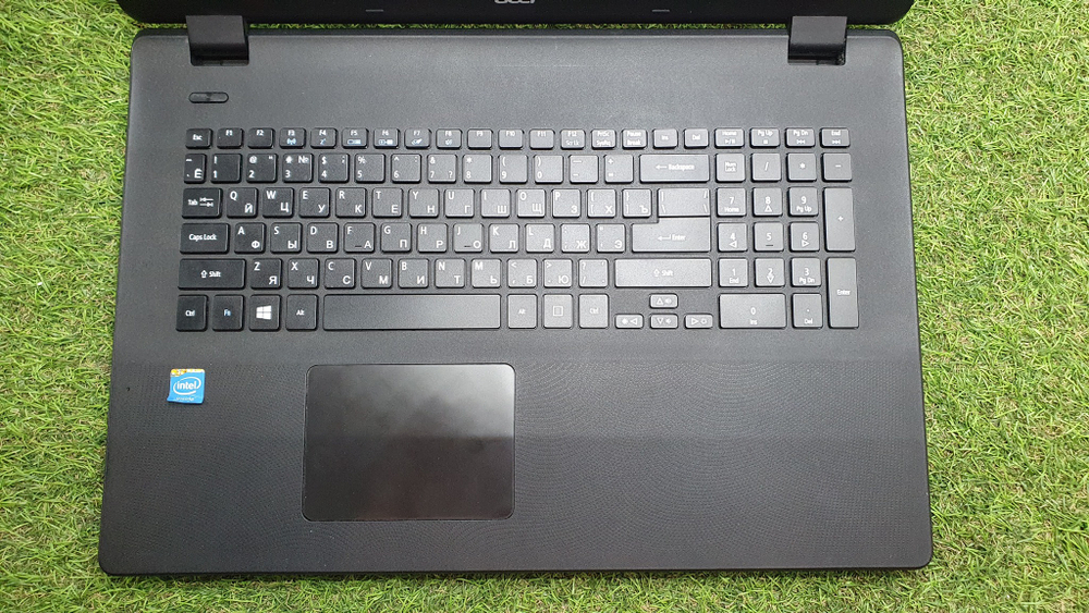 Ноутбук Acer Celeron/8 Gb/HDD 500Gb/ASPIRE ES1-731-C2WU NX.MZSER.002/Windows 10