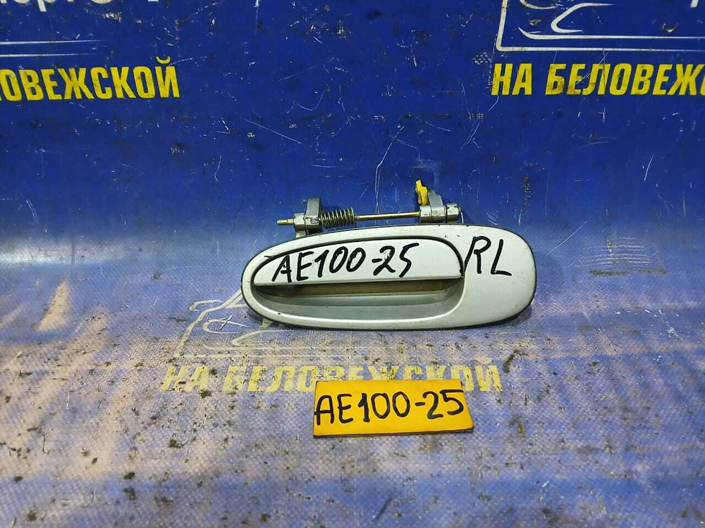 Ручка двери задней левой внешняя TOYOTA SPRINTER 1991