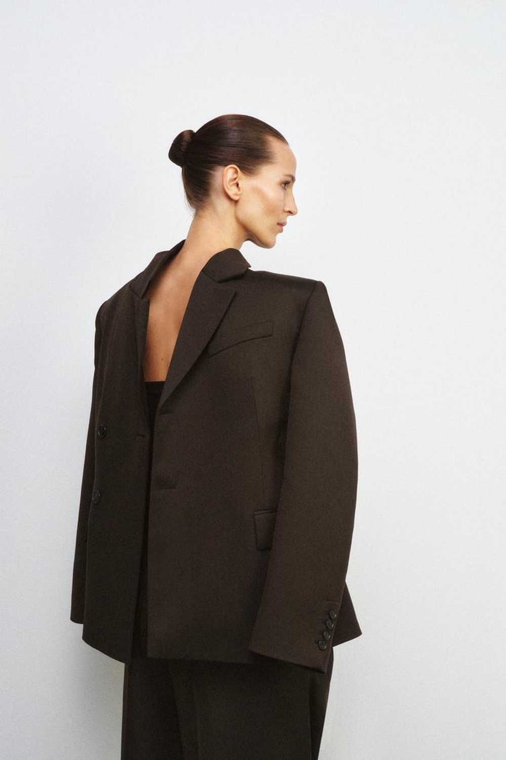 ZARA ДВУБОРТНЫЙ БЛЕЙЗЕР — ZW COLLECTION, ТЕМНО-КОРИЧНЕВЫЙ