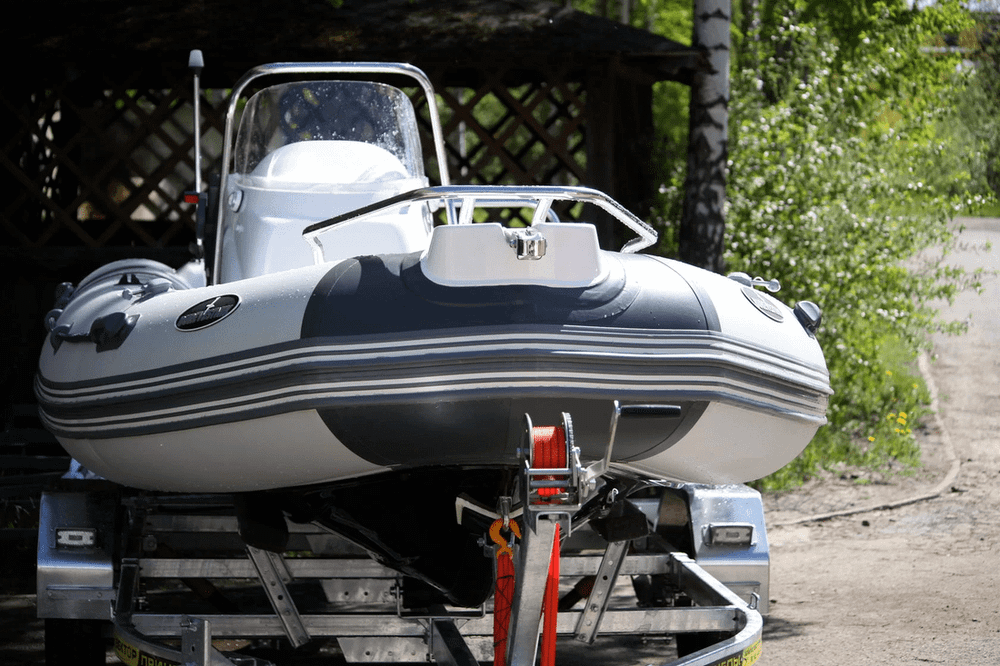 Лодка РИБ БУРЕВЕСТНИК 450 LIGHT