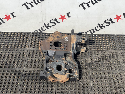 Кронштейн рессоры передний правый 2018г.