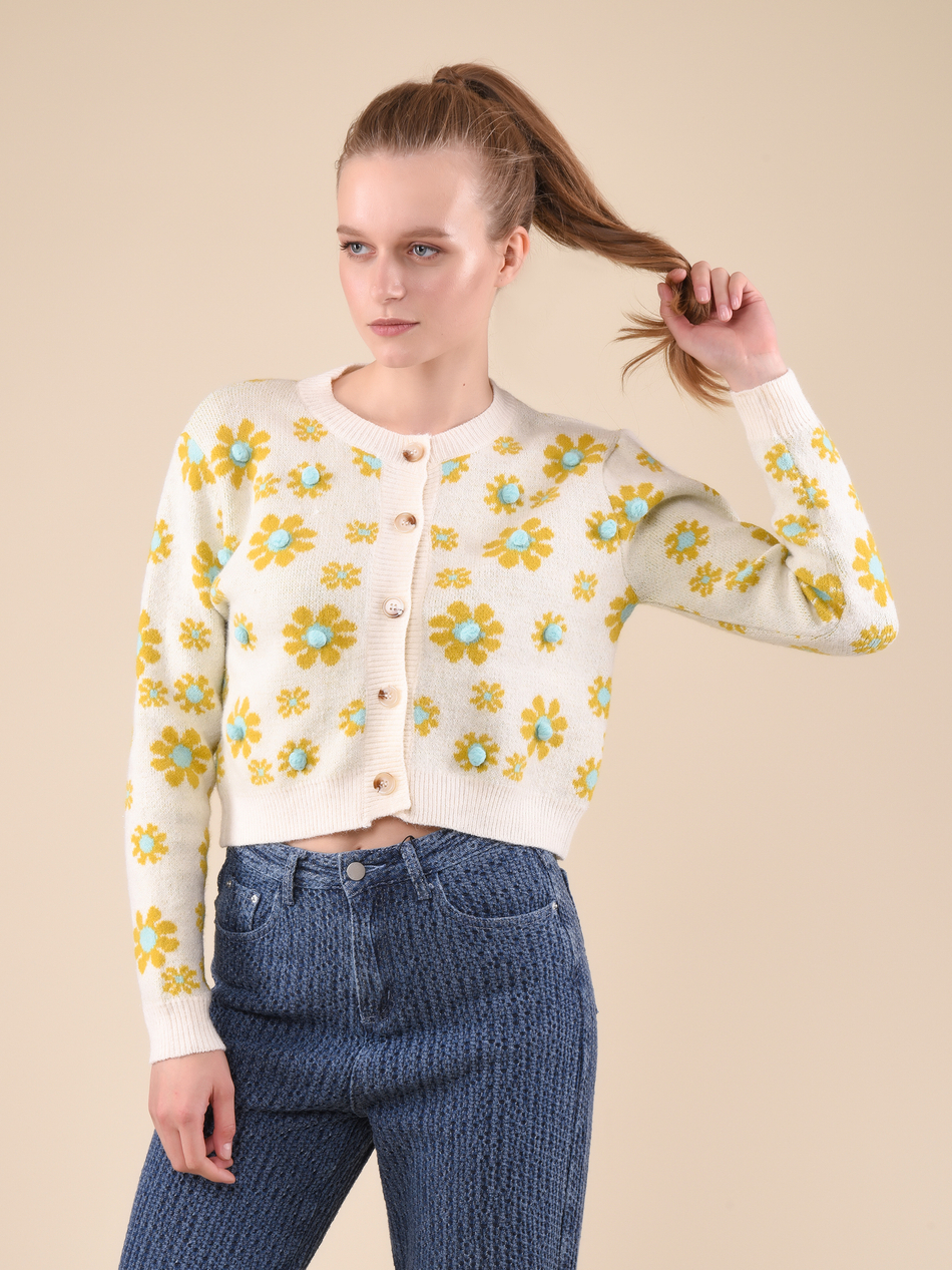 Кардиган женский с объемными ромашками