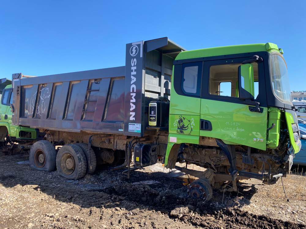 Shacman (Shaanxi) SX* 6x6 Самосвал SX32586T385 (Дизельный, 11,6 л, 369 л.с., МТ)