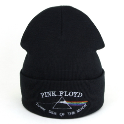 Зимняя шапка с вышивкой группы Pink Floyd