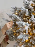 Заснеженная елка на ножке «Торшер» с гирляндой встроенной (Литая хвоя) 210 см / 2,1 м