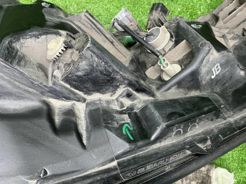 Фара правая Subaru Forester 5 SK (2018-2021) LED