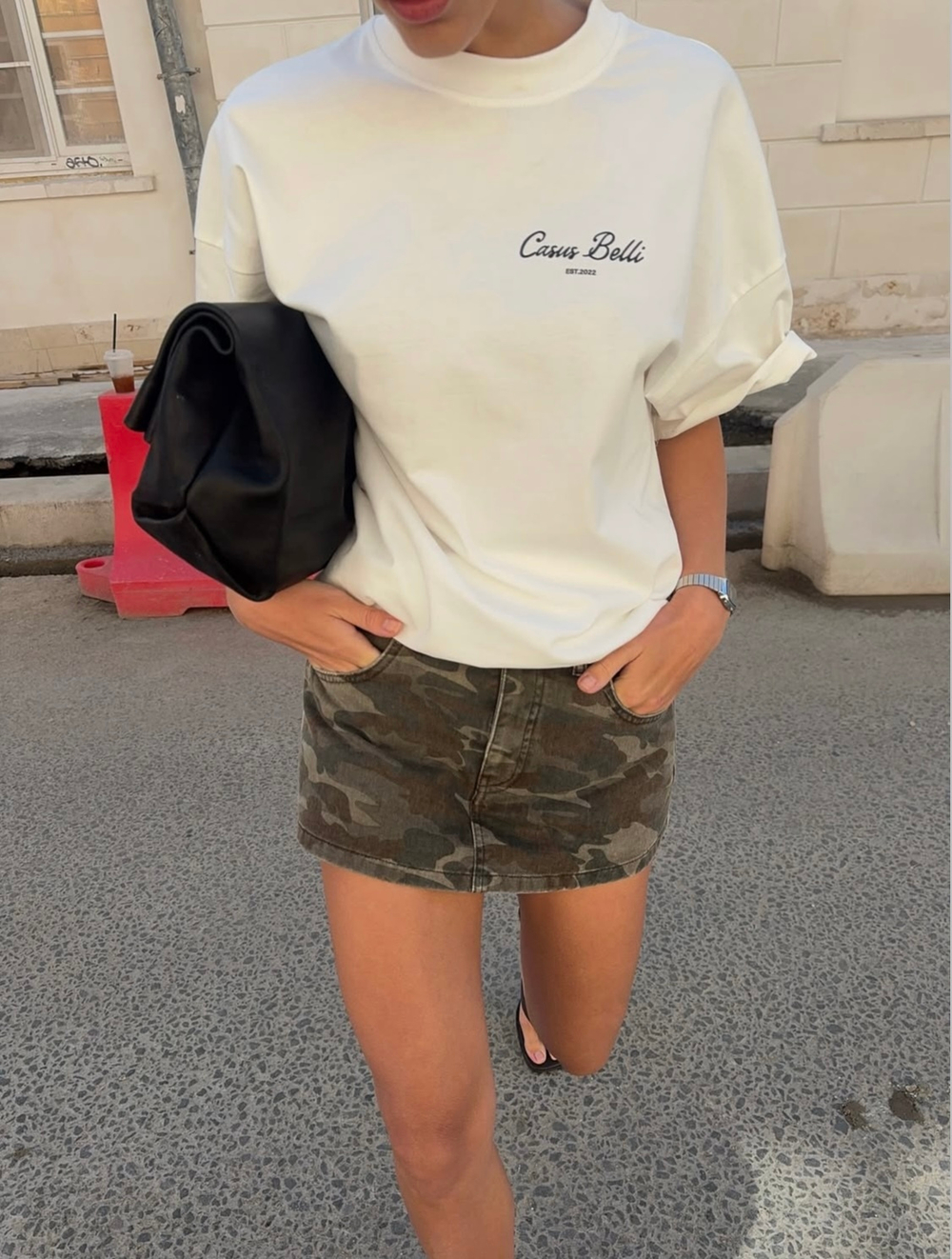 Футболка Stealing Hearts молочная