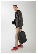 Рюкзак BRAUBERG молодежный с отделением для ноутбука, "Квадро", искуственная кожа, черный, 44х29х13 см, 227088