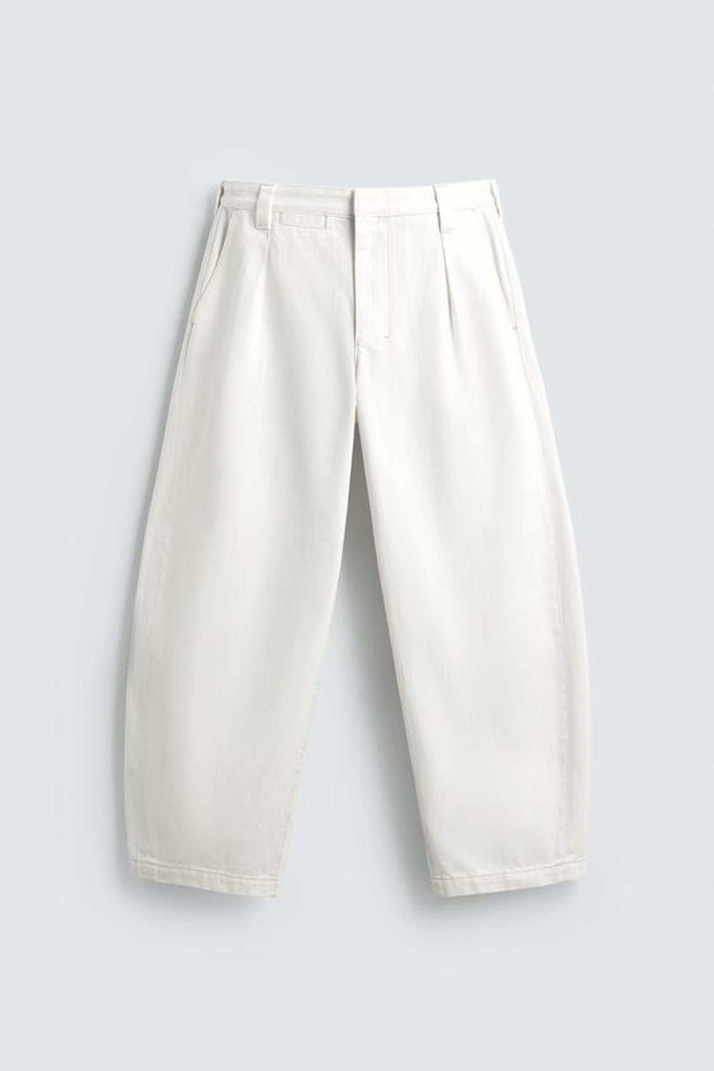 ZARA ДЖИНСЫ ЧИНОС BARREL FIT СО СКЛАДКАМИ, БЕЛЫЙ