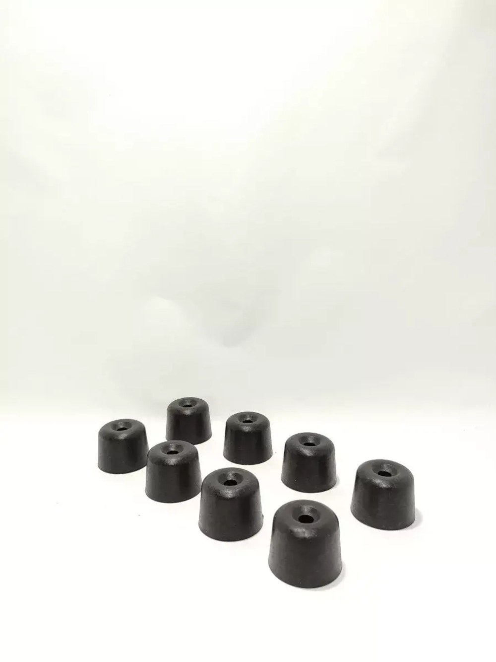 Мебельные ножки пластиковые для дивана шкафа и тумбочки