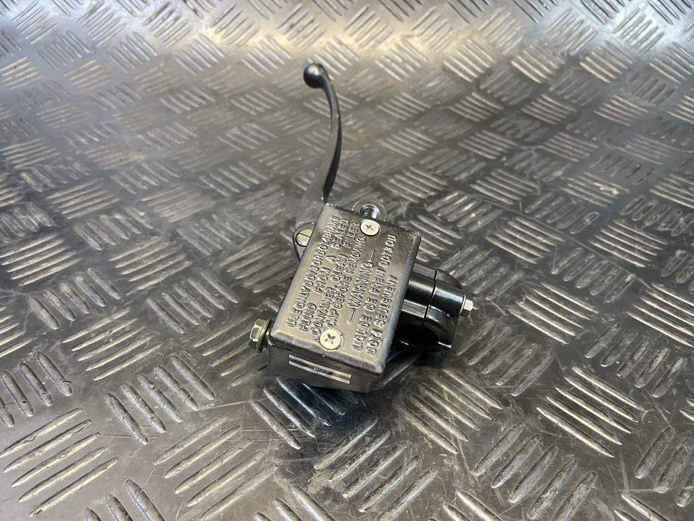 Цилиндр переднего тормоза Yamaha TDM850 RN03J 053996