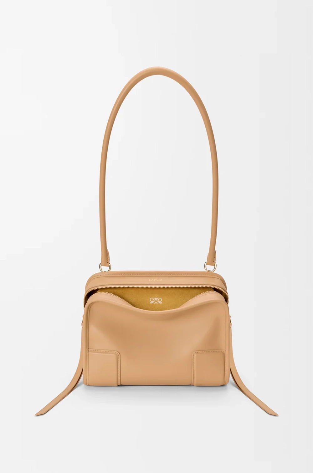 Loewe Маленькая сумка Amazona 180 из мягкой телячьей кожи, бежевый