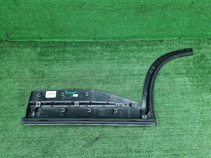 Накладка двери задняя правая Omoda C5 (2022-н.в.)