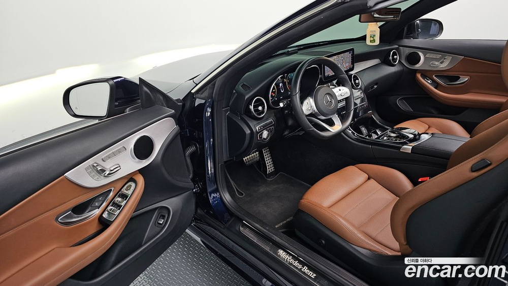 Mercedes-Benz C-Class W205 C200 Cabriolet (05.2020)