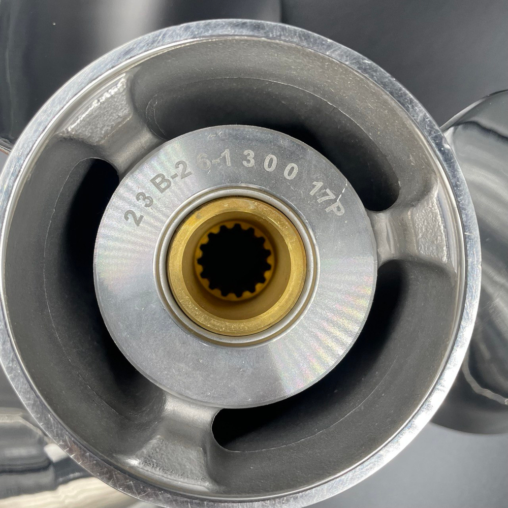 Гребной винт Yamaha 60-140, F70-F130 Stella (3x13 1/4x17) (Сталь) (Polastorm)