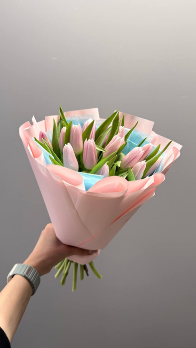 Букет тюльпанов "Габриелла" (15 шт)