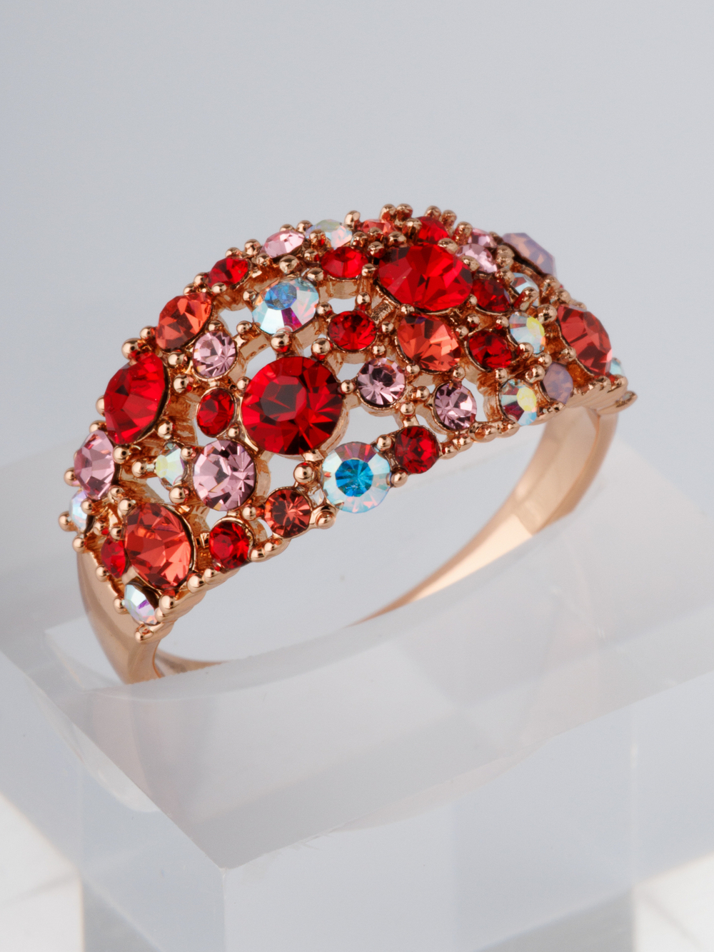 Кольцо Россыпь из красных камней Swarovski