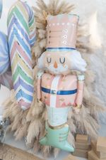 Щелкунчик в нежных тонах (БГ-41)