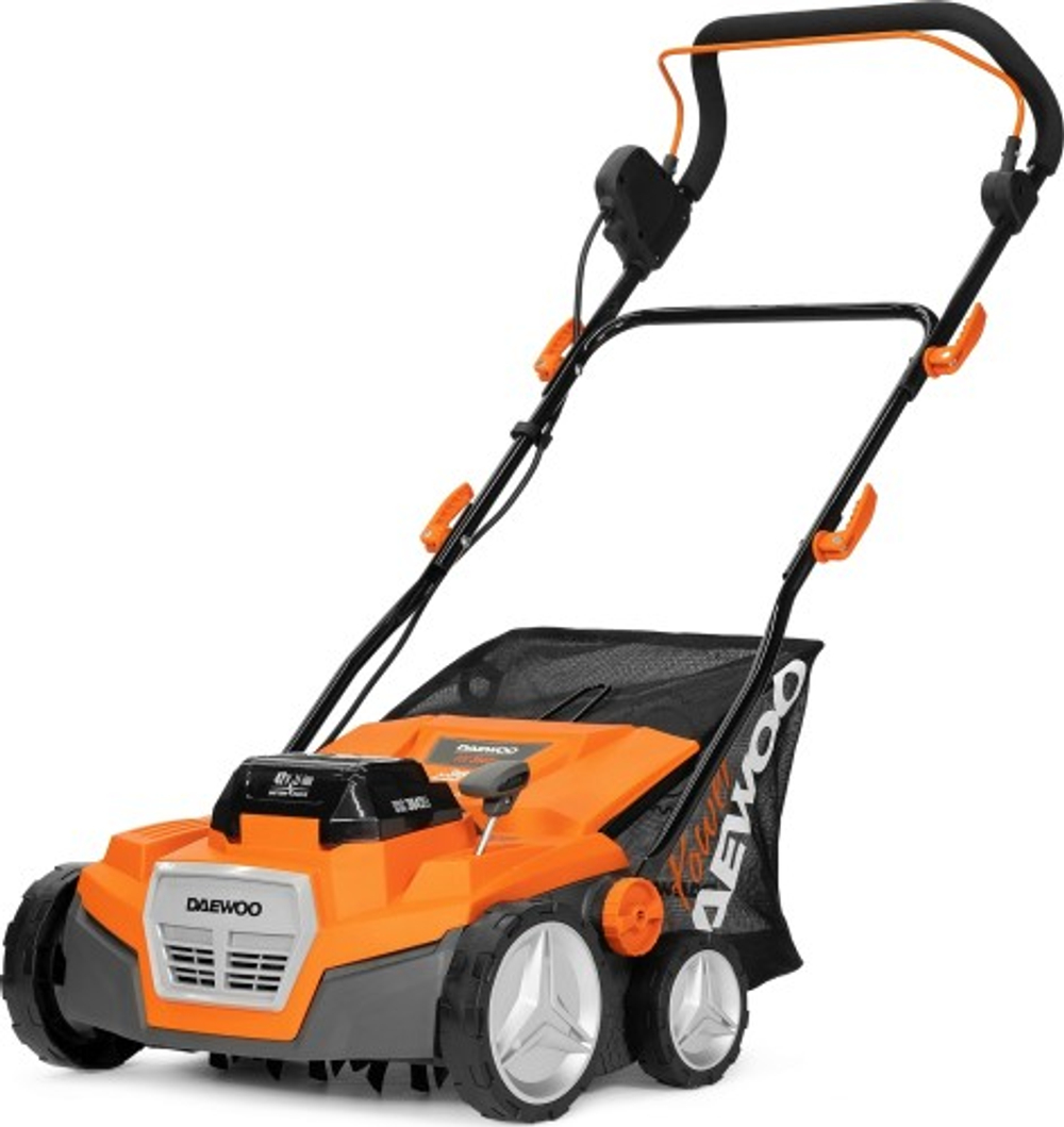 Скарификатор аккумуляторный DAEWOO DSC 3842Li SET