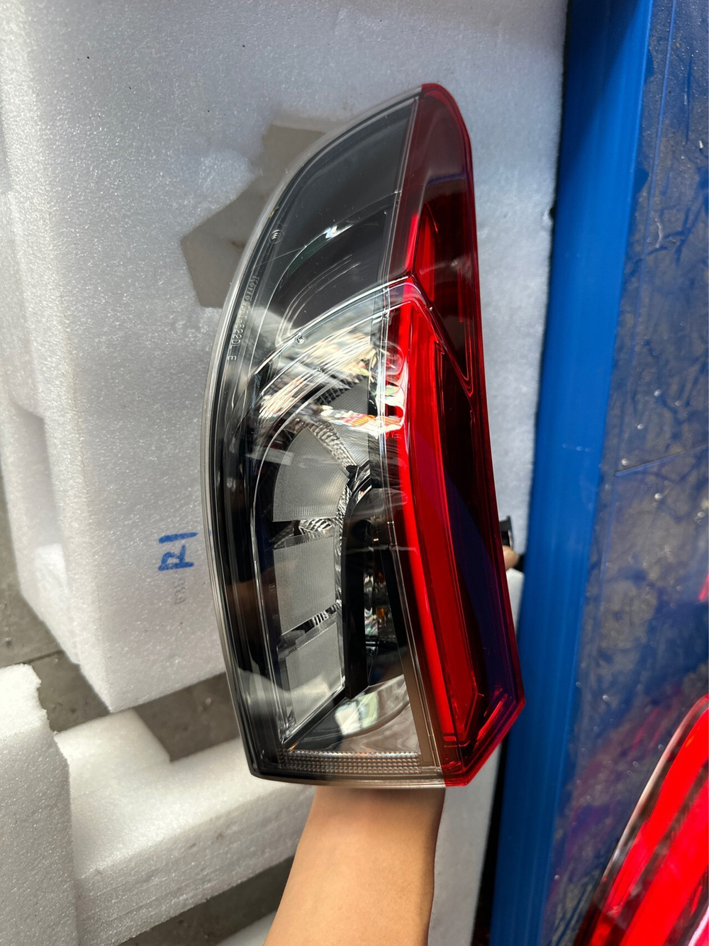 Задние фонари Honda e:NP1 (левый, правый, центральный) оригинал