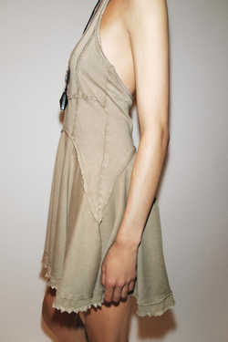 ZARA ПЛАТЬЕ В СТИЛЕ ГОДЕ, СВЕТЛЫЙ ХАКИ