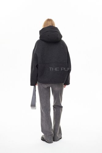 Утепленная графитовая куртка с капюшоном