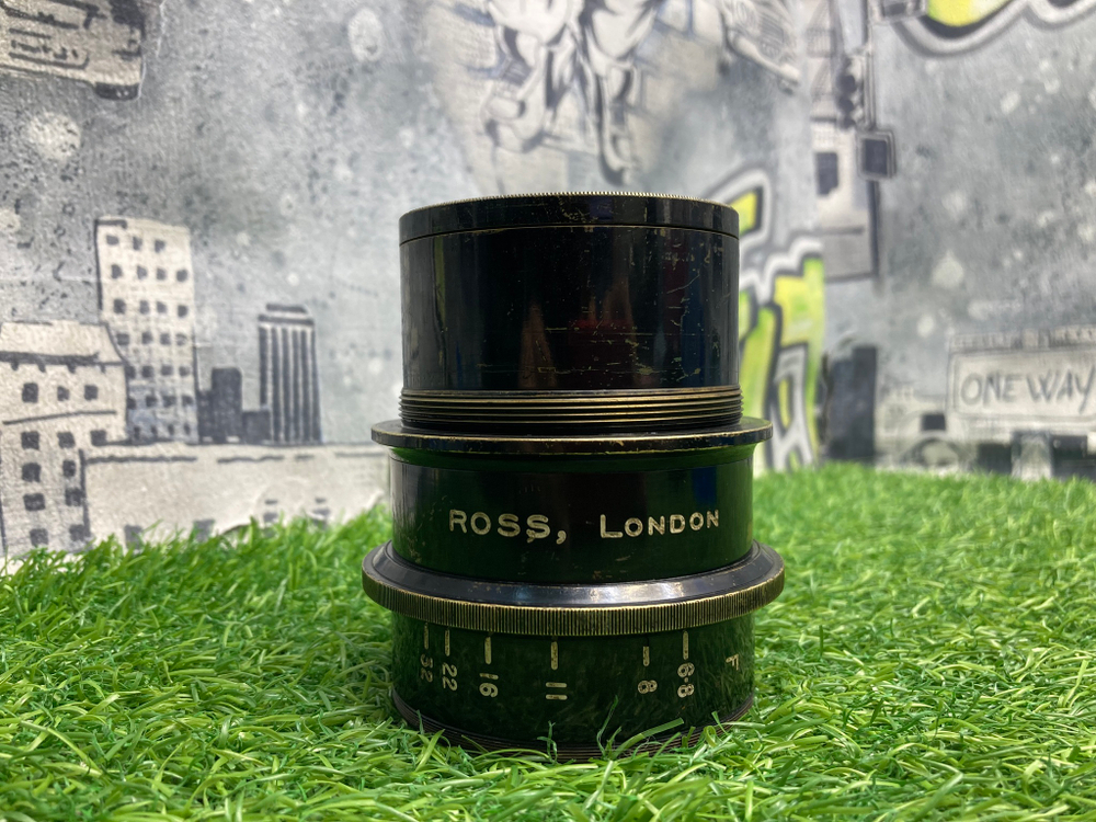 Ross London F 6.8