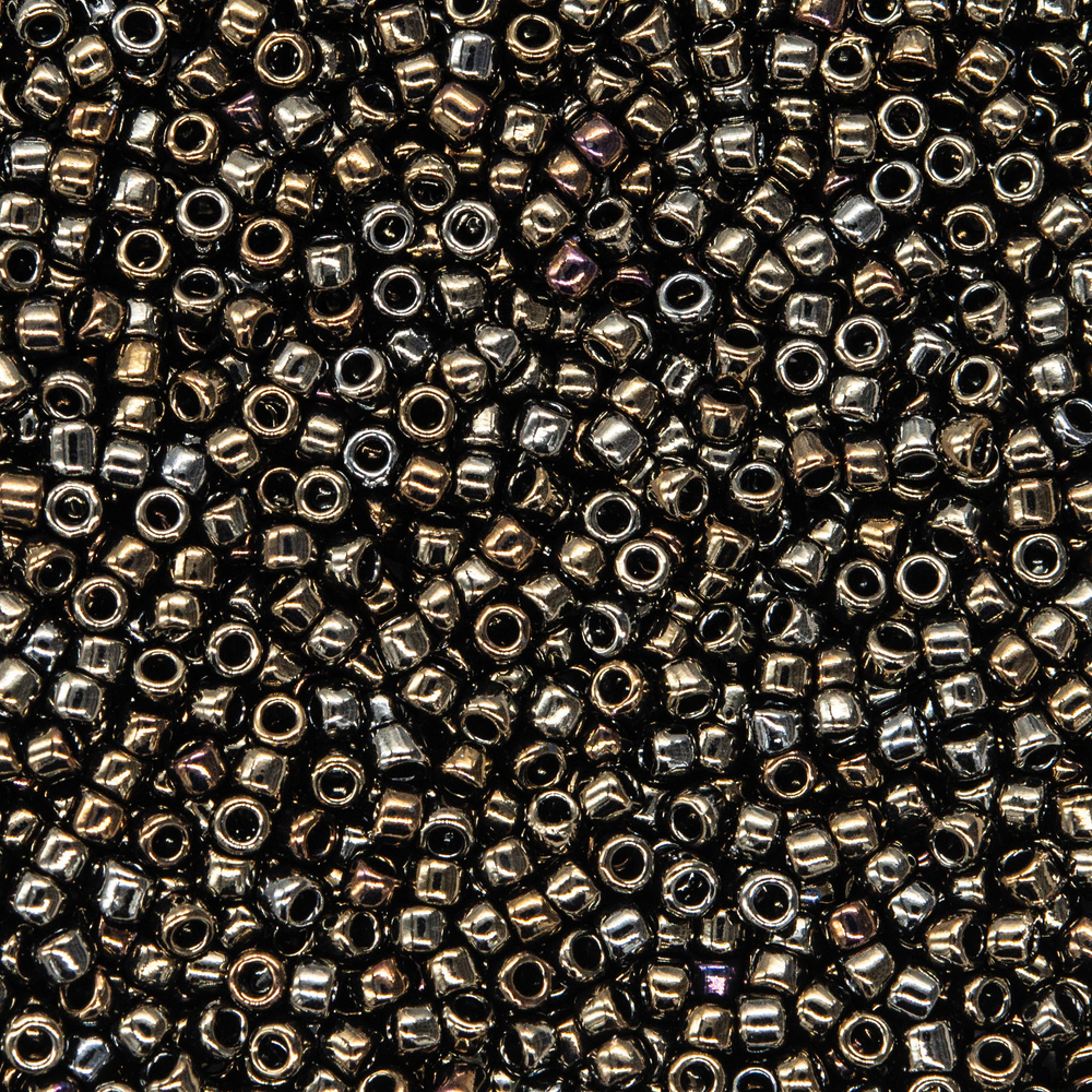 Японский бисер TOHO Round 15/0 (№83), металлизированный, непрозрачный глянцевый