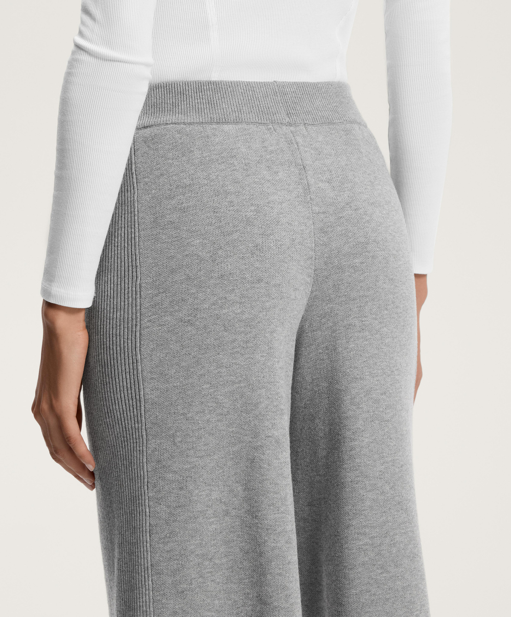 OYSHO Прямые брюки с резинкой по бокам, серый