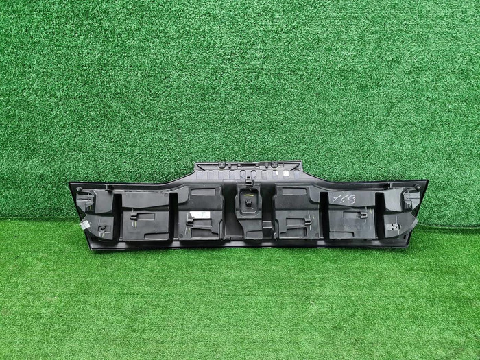 Накладка крышки багажника BMW X6 G06 (2019-н.в.)