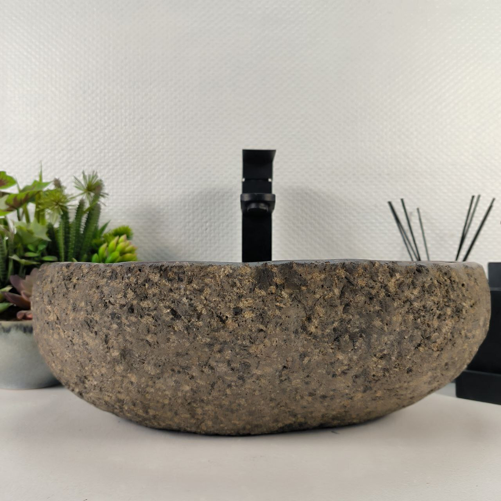 Раковина из речного камня RS-64932 43*34*15 0861