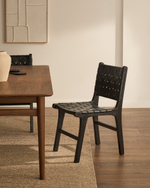 Стул Calixta из кожи и красного дерева с черной отделкой