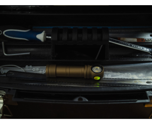 Фонарь Armytek Wizard C2 Pro Max Sand (F06701CS)