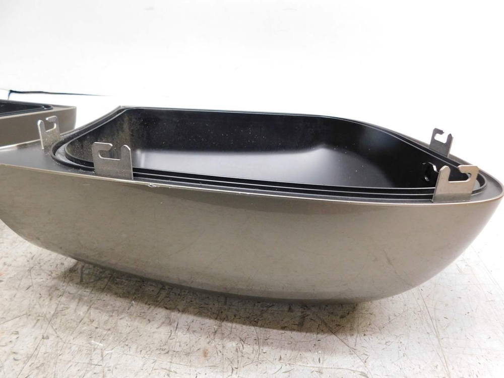 крышки боковых кофров BMW R1200RT 7160-7683269 7160-7683270