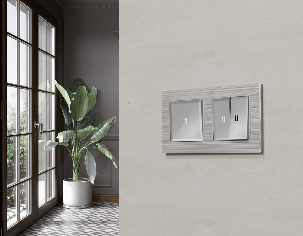 MA402055 Комплект механизма 1-кл выключателя с самовозвратом с подсветкой 5600K ALFA Серебро глянец QUANT (AP4020, VM113, G14W)